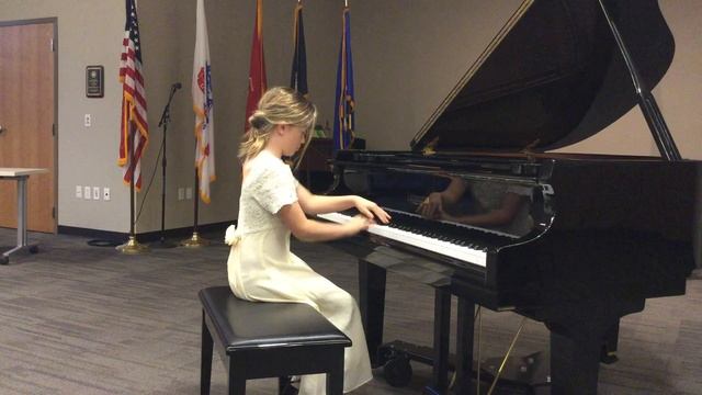 Ellie Powell performs Angry Alligator by Rollin смотреть онлайн