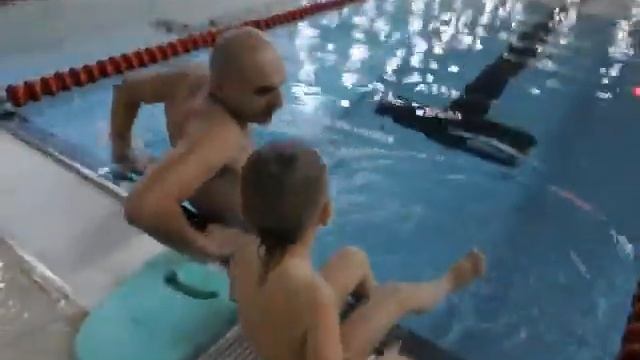 Юный дельфин смотреть онлайн