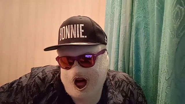 белый капешон говарит про фильм муха два смотреть онлайн