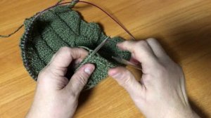 Теневой интересный узор спицами