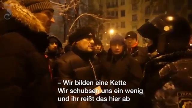 Кличко уговаривает беркут, чтоб тот по толкал их ''на камеру'' смотреть онлайн