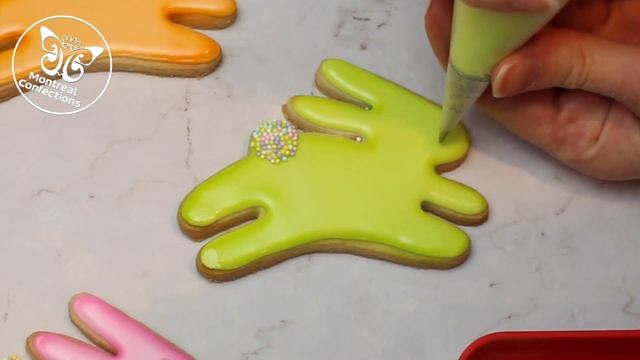 Testing AmeriColor Electric Neon Color Kit - Pretty Easter Bunny & Easter Egg Cookies смотреть онлайн