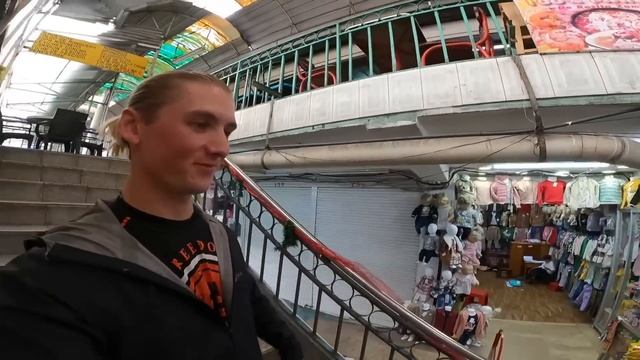 They Will Rob Your Camera | Quito's Dangerous Centre 🇪🇨 смотреть онлайн