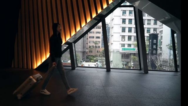 RIMOWA commercial 2019 смотреть онлайн