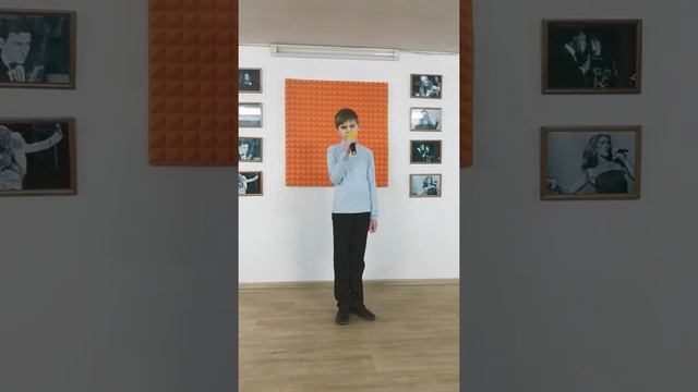 Саша Ільченко - Ніч яка місячна смотреть онлайн