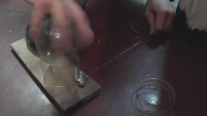 Пластиковая веревка из пластмассовых бутылок. лента из пластика и Бутылкорез.