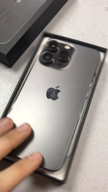 iPhone смотреть онлайн