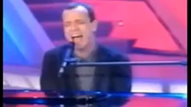 08 Gigi D'Alessio Tu che ne sai смотреть онлайн