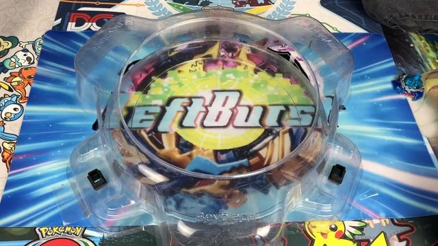 Valt VS Suou | Winning Valkyrie VS Hell Salamander | Beyblade Burst Battle смотреть онлайн