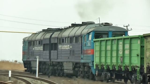 Грузовой поезд Бессарабка - Березино. 2ТЭ116-731Б-900А. Бессарабка смотреть онлайн