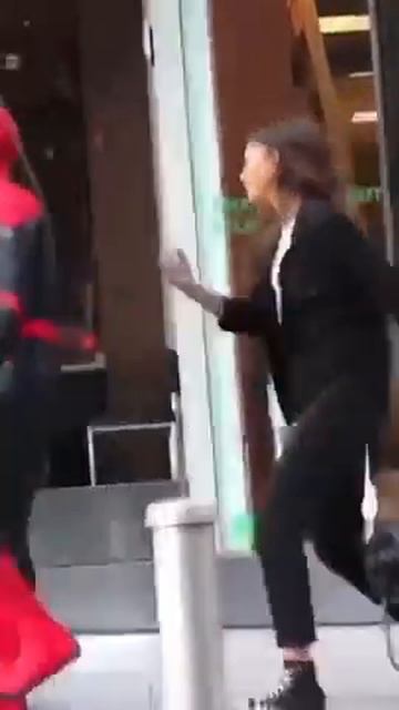 Tom holland amd Zendaya before filming spider-man #shorts #spidy #zendaya смотреть онлайн