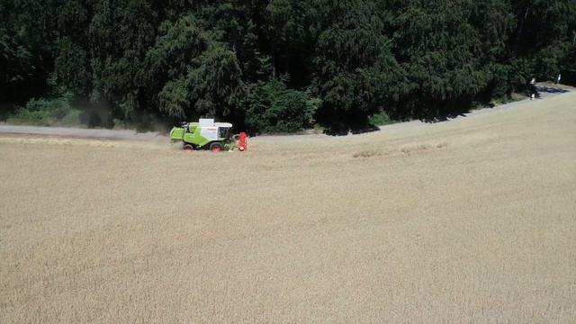 Getreideernte es geht los CLAAS TUCANO 430 смотреть онлайн