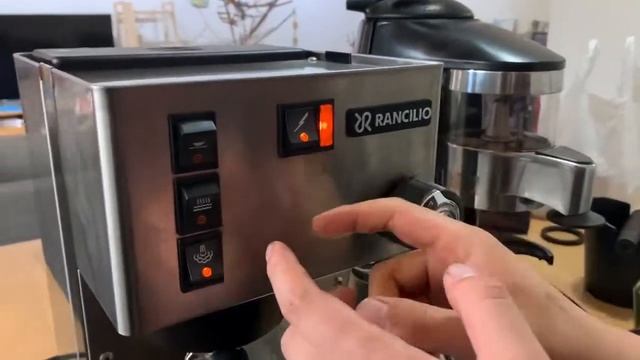How to use Rancilio Silvia Coffee Machine Tutorial 2021 смотреть онлайн