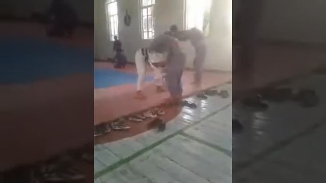 Чахонгир пахлавон шогирди Немат Асронкулов смотреть онлайн