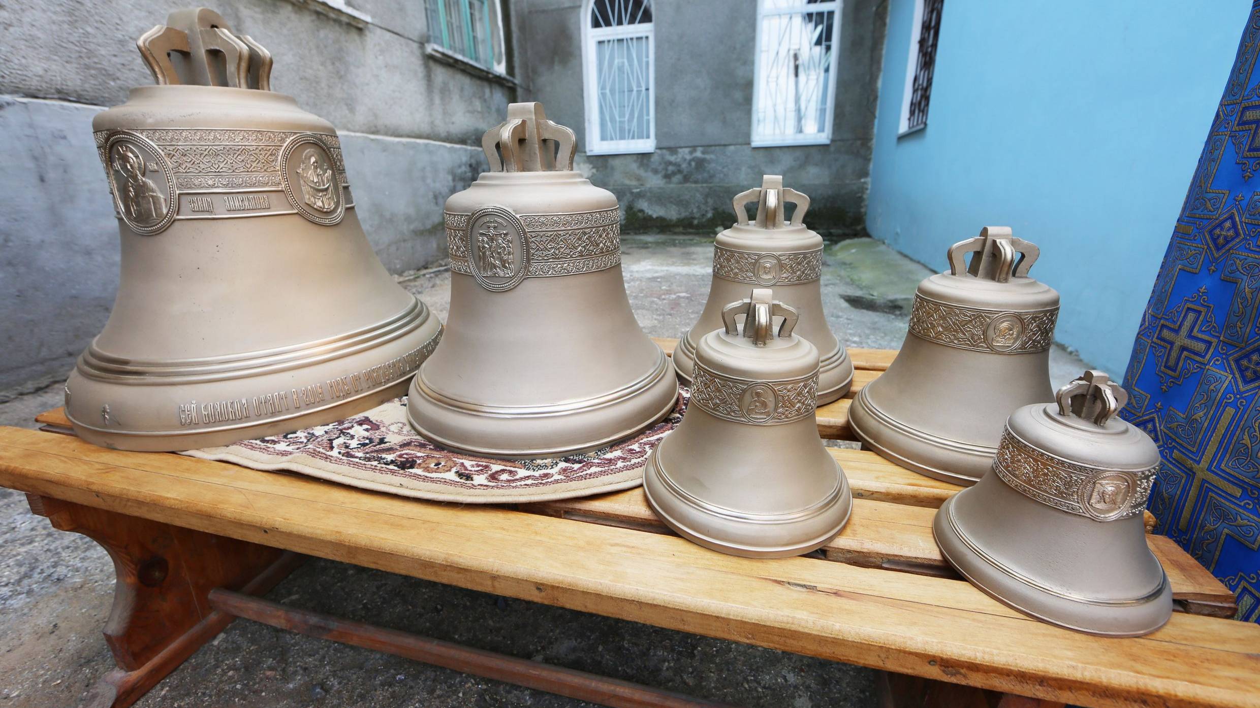 Освящение колоколов смотреть онлайн