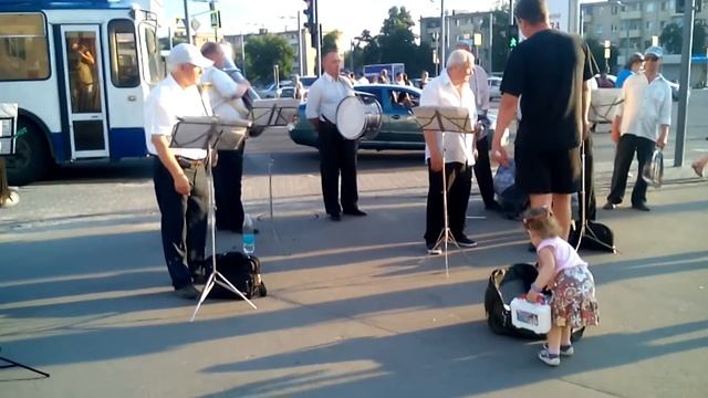 Vlog Живая музычка.Одесская.Харьков смотреть онлайн