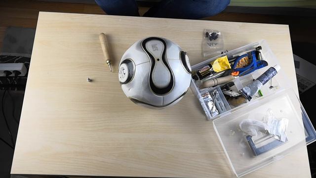 Soccer Ball Repair - Change Valve смотреть онлайн
