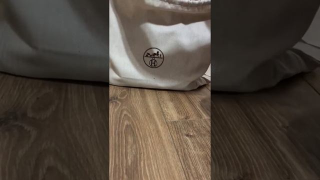 Unboxing my first Hermes Birkin 30 Black Togo with silver hardware смотреть онлайн