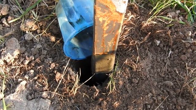 Монтаж забора с использованием замены бетона HILST смотреть онлайн