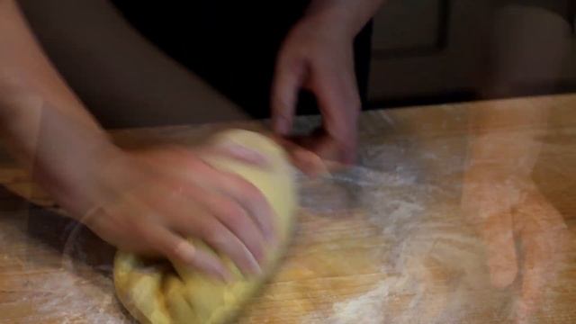 Prepariamo la Crostata alle Fragole! - Palazzo Rotati - Hotel Fano смотреть онлайн
