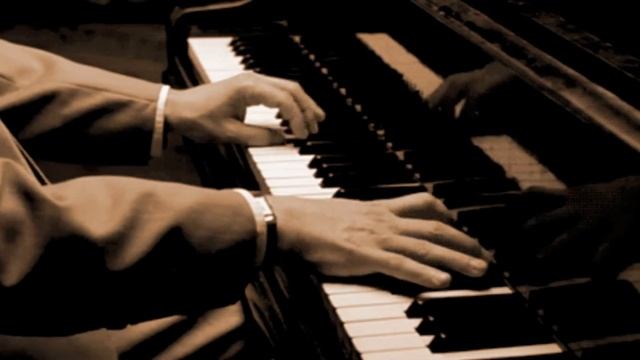 Julio Iglesias - 33 Años ( Instrumentada Do Canal Yevgeniy Nikitenko Music )