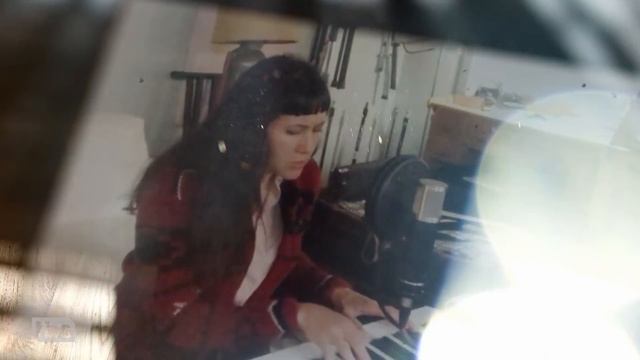 Live From Sam’s Shed... It’s Vanessa Carlton! | Full Frontal on TBS смотреть онлайн
