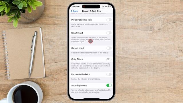 How To Invert Colors on iPhone смотреть онлайн