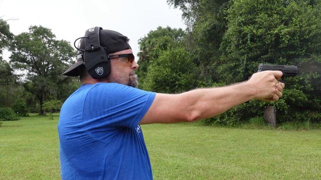 SIG P320 / 9mmMonday смотреть онлайн