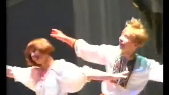 Лариса и Леонид Сидорчуки. "Ніч яка місячна", хореграфическая миниатюра (2002 г.) смотреть онлайн