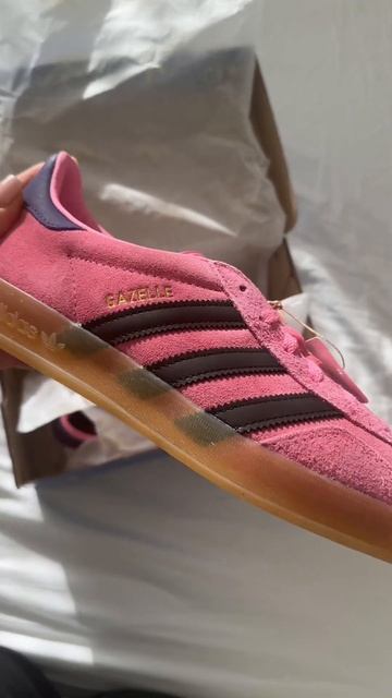 Adidas Gazelle Indoor *IG5929 Green/WH, IE7002 Pink/Black* 2023.06 смотреть онлайн