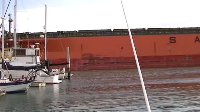 At the Marina - Cargo Ship Leaving смотреть онлайн