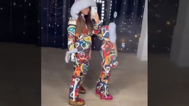 Яркие, очень теплые, безумно удобные и практичные! Любимые комбезы с натуральным мехом Modnica-shop смотреть онлайн