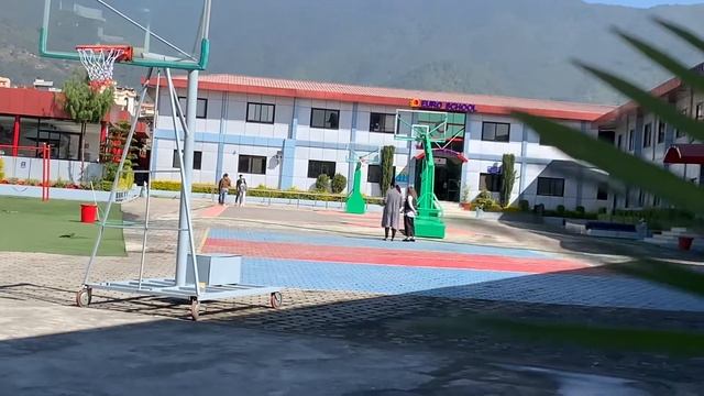 Euro school смотреть онлайн