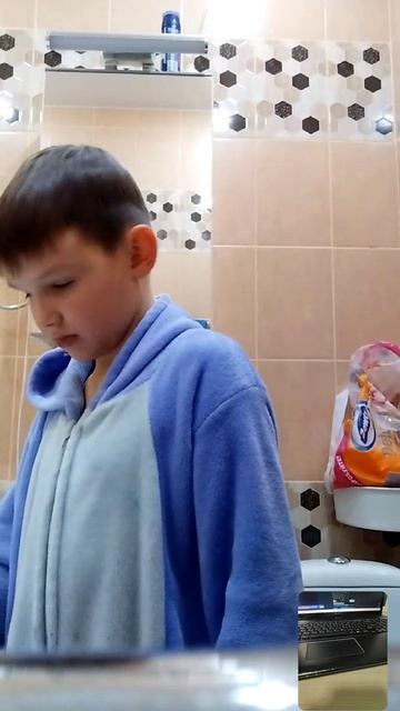 ??? смотреть онлайн