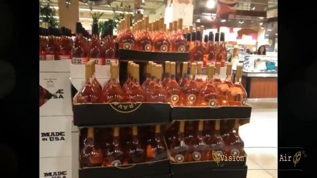 Brad And Angelina Ordered To Pay Interior Designer For Chateau Miraval Work смотреть онлайн