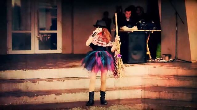 Студия эстрадного вокала "SUZIRYA" Полина Ковальчук - Танцующие мысли #studiostrizh #Halloween смотреть онлайн