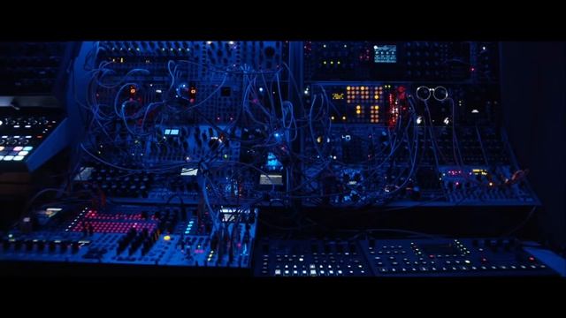 State Azure_Folding Space - Generative Modular Ambient 4 Hour Relaxation смотреть онлайн