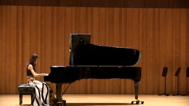 Henri Dutilleux "Sonata pour piano"- Susana Gómez Vázquez смотреть онлайн