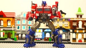 Transformers OPTIMUS - BUMBLEBEE Stopmotion: Dinosaur, BSL Lockdown, Megatron Movie (animated) LEGO
