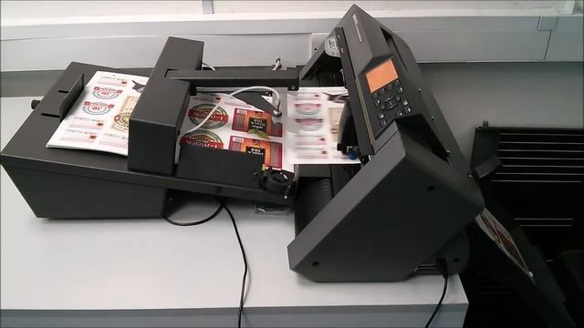 The i Mark sheet feeding label system with Graphtec CE6000 40/60 смотреть онлайн