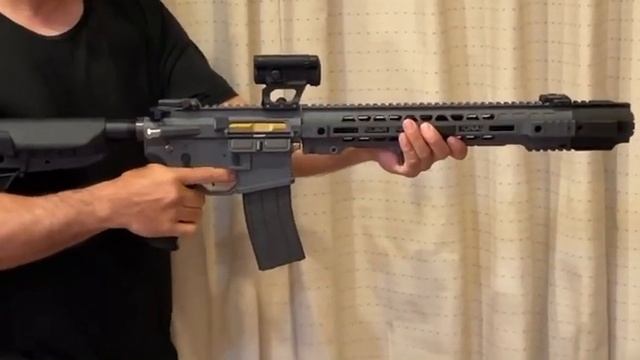 SALIENT ARMS SAI GRY GBB MWS смотреть онлайн