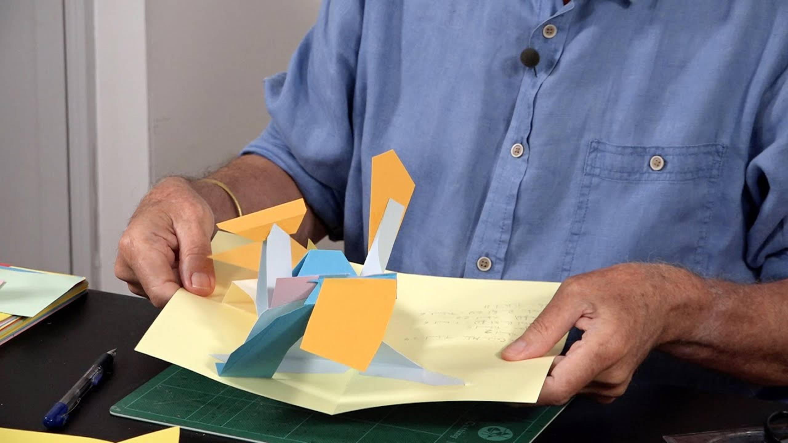 Pop-Up Tutorial 80 - Swivelling Wing - Type 2 смотреть онлайн