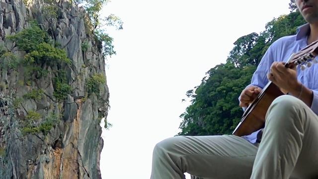James Bond Theme (007) | live at Khao Phing Kan (James Bond Island) | Trip to Thailand, part 24 смотреть онлайн