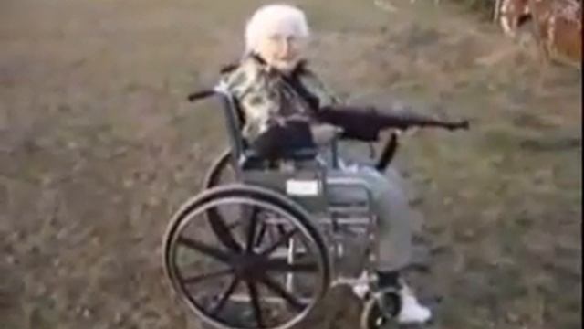 Бабушка и автомат смотреть онлайн