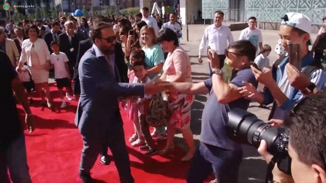 ролик 1 мин смотреть онлайн