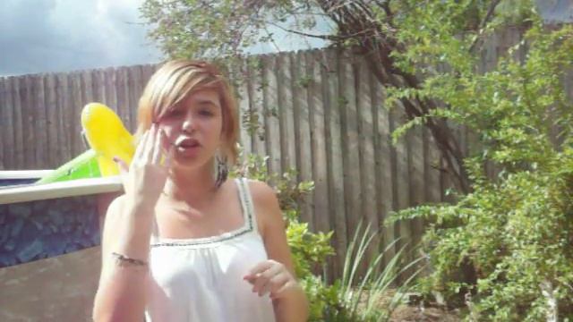 an outside ADVENTUREEE смотреть онлайн