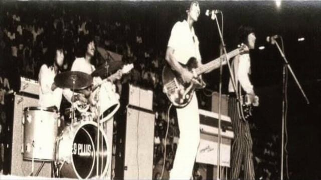 LIVE SHOW KOES PLUS 1972 - AUDIO смотреть онлайн