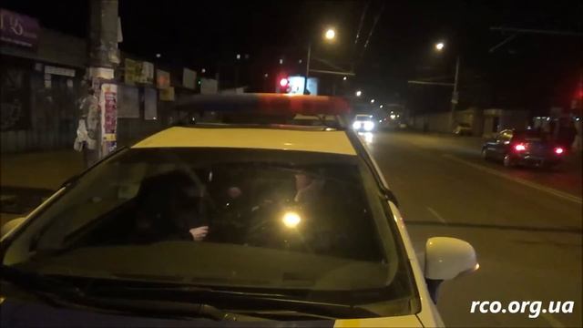 Полицай Сафоненко Артем Владимирович, не поддается провокациям смотреть онлайн
