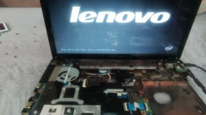 Ноутбук завис на заставке