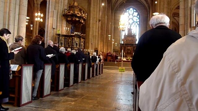 Christ is risen - Easter Day mass in Skara 2 смотреть онлайн